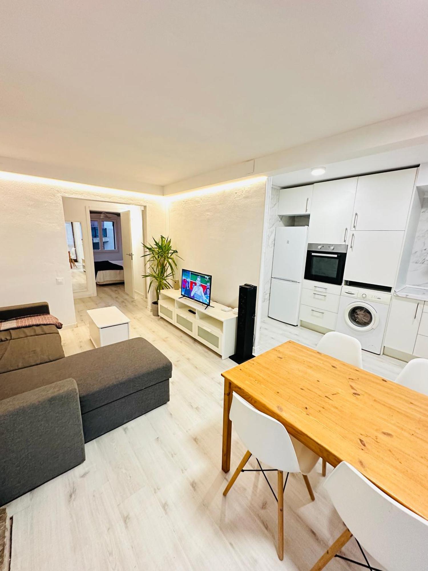 Bbq - Pool - Costa Apartments سالو المظهر الخارجي الصورة
